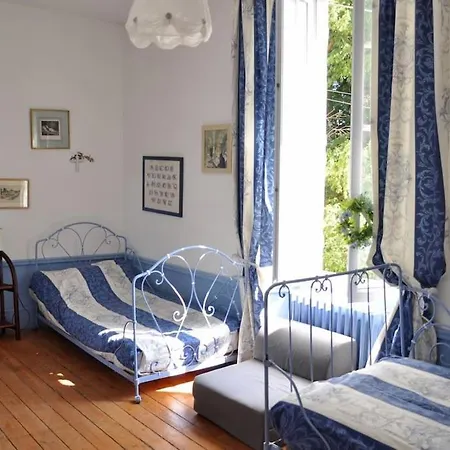 Holiday home Vaste Maison 23/29 Pers. Piscine Proche Des Plages Longeville-sur-Mer